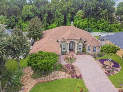 1827 Crooked Oak Ln, Lutz FL  33559-7407 exterior