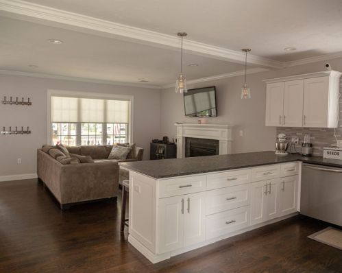 7 Border Rd, Holbrook, MA 02343-2134