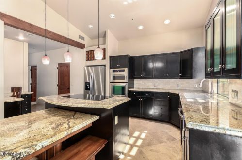 7839 Dixileta Dr, Scottsdale AZ exterior