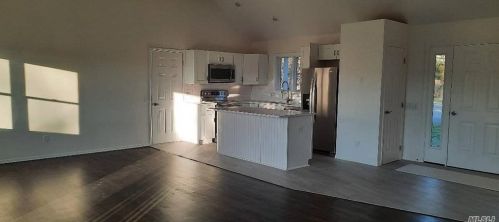 67 Hazelwood Ave, West Hampton Beach NY  11978-1403 exterior