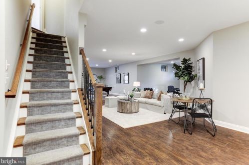 18506 Pelicans Nest Way, Leesburg VA  20176-3963 exterior