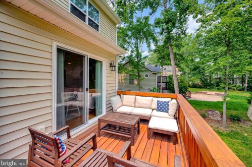 122 Republic Ave, Locust Grove VA  22508-5146 exterior
