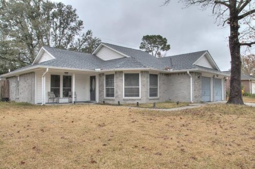 10903 Kentington Oak Dr, Humble, TX 77396-2447