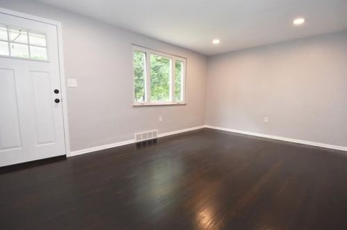 122 Hillendale Rd, Pittsburgh, PA 15237-1860