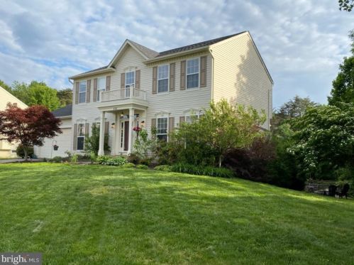 176 Basalt Dr, Fredericksburg, VA 22406-7228