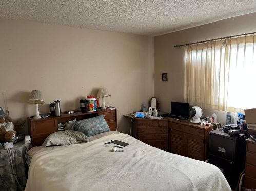 6654 Belle Glade Ave, San Diego CA 92119-2221 exterior