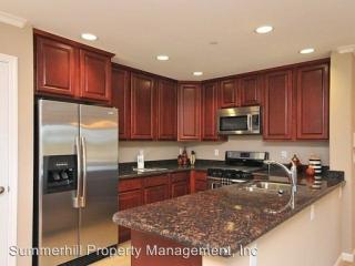 2229 Rock St, Mountain View CA  94043-2606 exterior