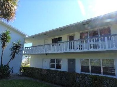 136 Coventry F, West Palm Beach, FL 33417-6765