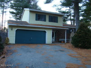 2 Burke Dr, Glens Falls, NY 12804-1999