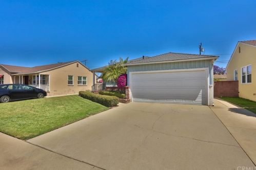 2733 Freckles Rd, Lakewood, CA 90712-4014