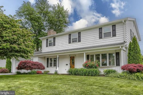 6 Belvedere Dr, Navy Sup Dpt, PA 17055-6131