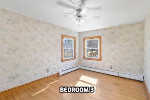 1 Cole St, Salem NH  03079-3931 exterior