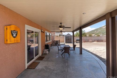 34122 Camelina St, Lake Elsinore CA  92532-2957 exterior