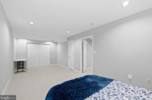 7305 Laurel Creek Ct, Springfield VA  22150-4912 exterior