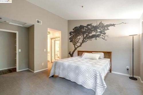 308 Dursey Dr, Pinole CA  94564-2665 exterior