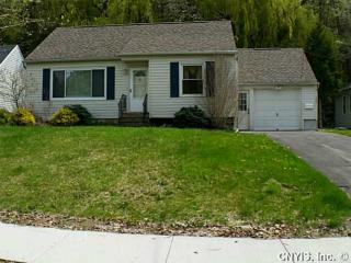 127 Hancock Dr, Syracuse, NY 13207-1544