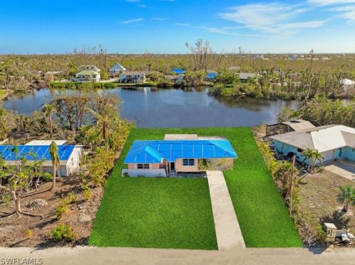 1977 Roseate Ln, Sanibel, FL 33957-4013