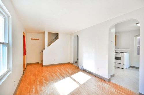 921 18th St, Ambridge, PA 15003-1727