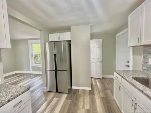 55 Raymond St, United States Coast Guard Ac CT  06320-3831 exterior