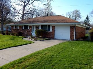 4132 Herman Pl, Toledo, OH 43623-1214