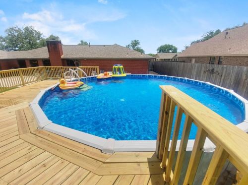 49 Colony Sq, Angleton, TX 77515-3644