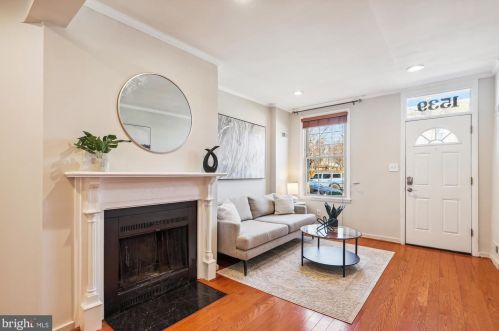 1539 A St, Washington, DC 20003-1506