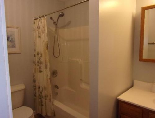 620 Riverbirch Rd, Washington Ch OH  43160-1281 exterior