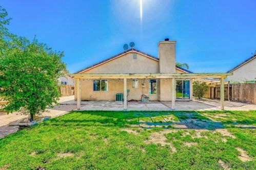 25802 Dorval Ct, Menifee CA  92584-8694 exterior