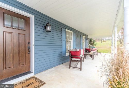 29 Krauser Rd, Downingtown PA 19335-1534 exterior