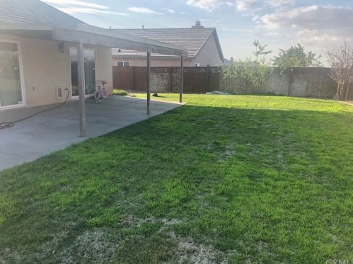 13773 Brynwood St, Victorville CA  92392-7921 exterior