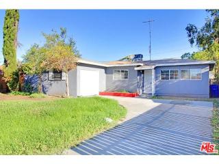 568 3rd St, Rialto, CA 92376-6045