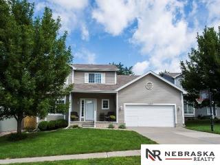 18622 L Cir, Omaha, NE 68135-3536