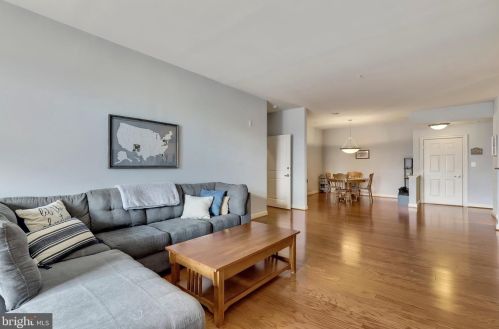 525 Belmont Bay Dr, Woodbridge, VA 22191-5476