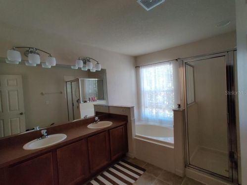 3072 Ashland Ln, Kissimmee FL  34741-7701 exterior