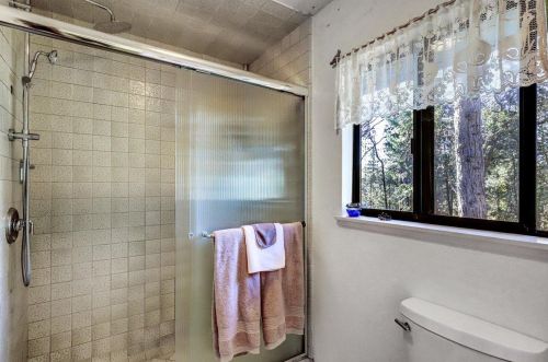 13943 Greenhorn Rd, Grass Valley CA  95945-8484 exterior