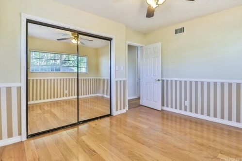 1229 Carmel Dr, Simi Valley CA 93065-4118 exterior