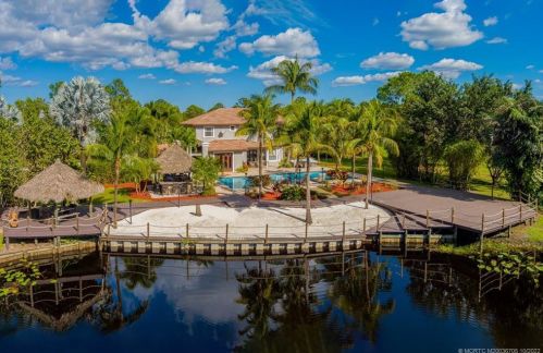 5070 Blue Sky Ln, Palm City, FL 34990-8358