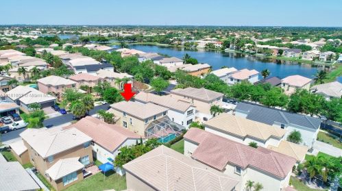 2053 149th Ave, Hollywood FL 33027-4340 exterior