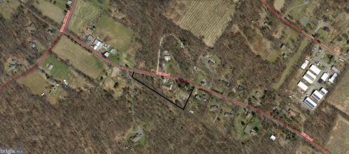 136 Hill Rd, Dale, PA 19504-9227