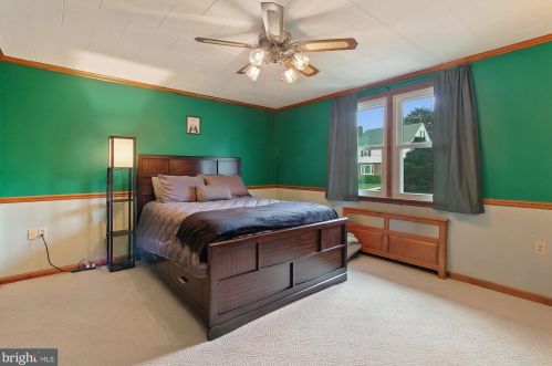 41 Blossom Ln, Schuylkill Haven PA  17972-1808 exterior