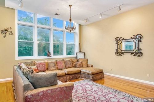 280 Main St, West Paterson NJ  07424-1236 exterior