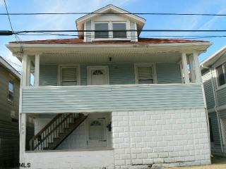 208 Sacramento Ave, Atlantic City NJ  08406-2268 exterior