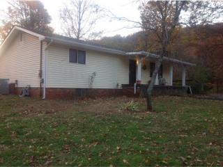 239 Aviation Dr, Elizabethton, TN 37643-6040