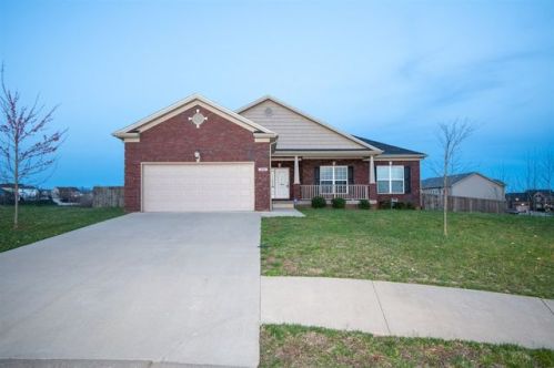 515 Concord Grape Way, Big Spring, KY 40175-8425