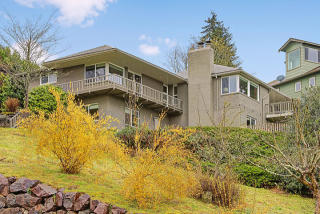 4322 Roxbury St, Seattle, WA 98136-2733