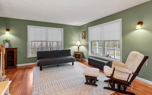 47 Old Woods Rd, Northwood NH  03261-3856 exterior