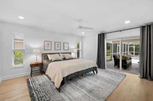 10461 Regent Cir, Naples FL  34109-1571 exterior