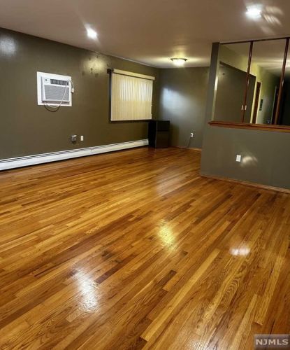 646 37th St, Union City NJ  07087-2515 exterior