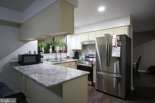 350 Pine Valley Rd, Dover DE  19904-7113 exterior