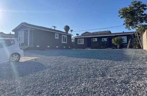 4240 Gamma St, San Diego, CA 92113-4118